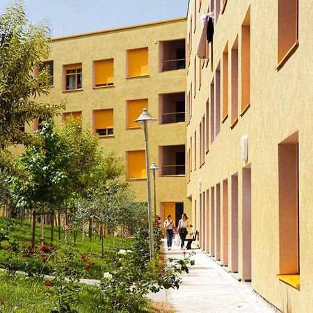 Comfy Studio At 'Mangalem21 Complex' Parking-Wifi-Ac-View Tiranë Eksteriør bilde