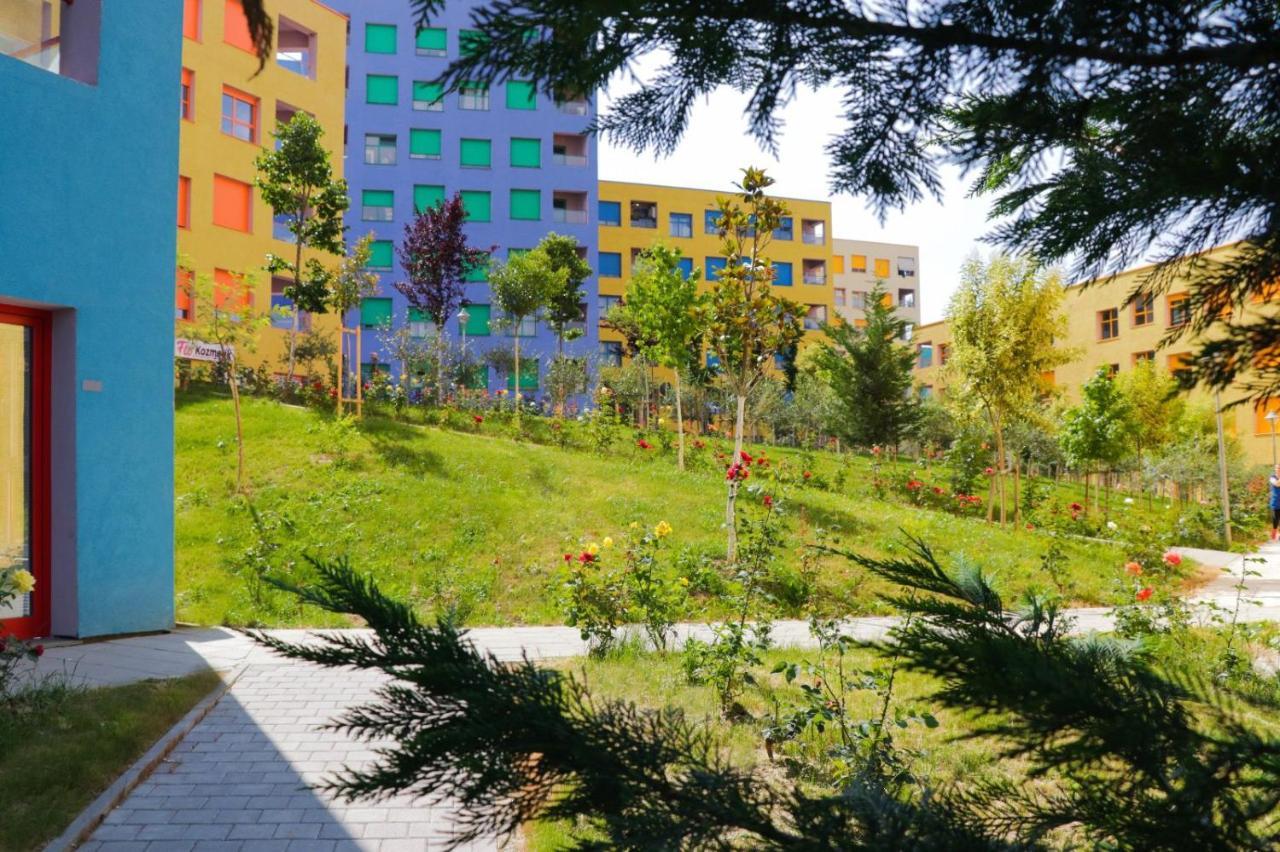 Comfy Studio At 'Mangalem21 Complex' Parking-Wifi-Ac-View Tiranë Eksteriør bilde